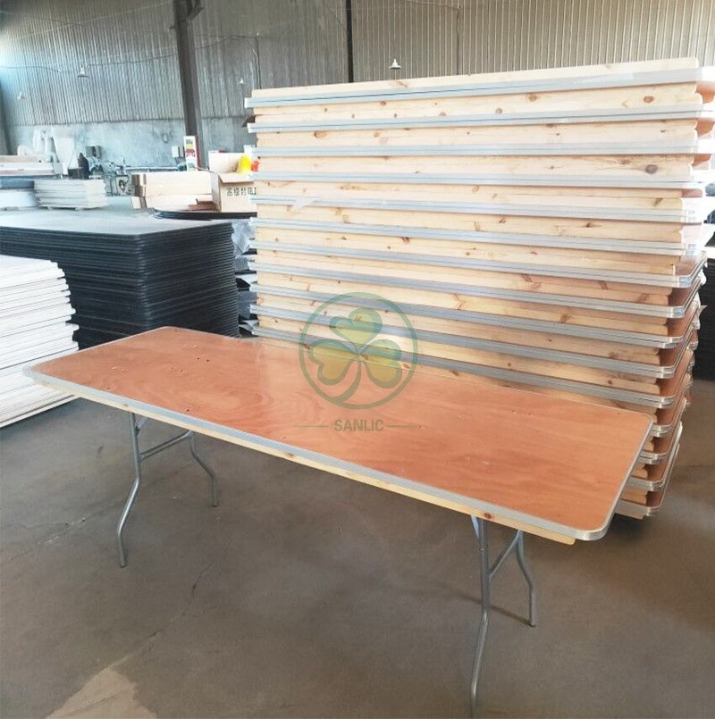 Rectangular Folding Table 035